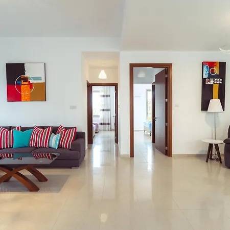 Oniros 2 By Prestige Bookings Villa Coral Bay